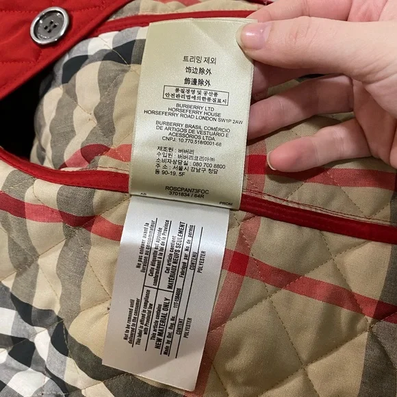 Burberry Brit Copford Red Quilted Button Jacket Size Medium - Picture 8 of 15